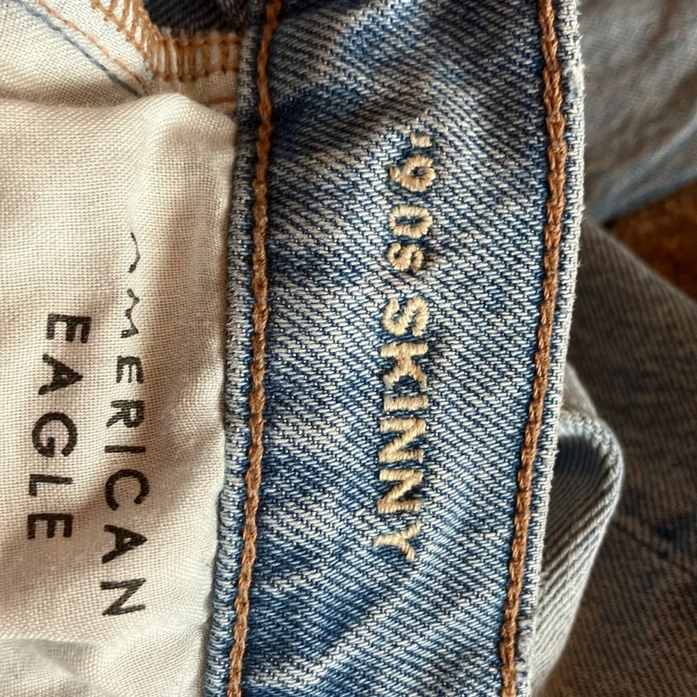 COPY - American Eagle 90’s skinny jeans 000 short - Picture 4 of 5